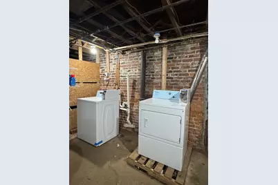 162 S Pleasant St, Haverhill, MA 01835 - Photo 22
