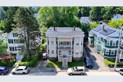 162 S Pleasant St, Haverhill, MA 01835 - Photo 6