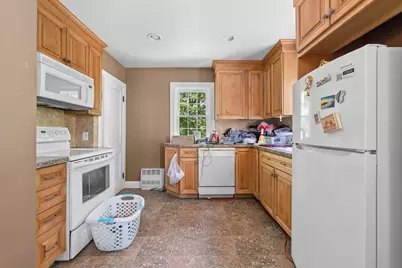 482 Cooper Rd, Northbridge, MA 01534 - Photo 12