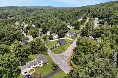 35 Richardson Rd, Fitchburg, MA 01420 - Photo 10