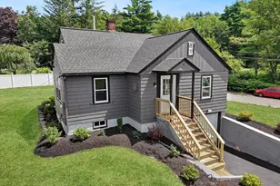 35 Richardson Rd, Fitchburg, MA 01420 - Photo 2