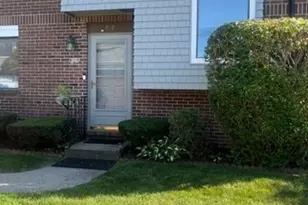 272 Greenbrook Dr, Stoughton, MA 02072 - Photo 2