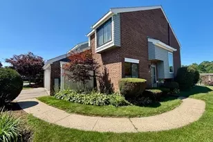 272 Greenbrook Dr, Stoughton, MA 02072 - Photo 2