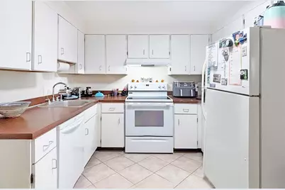 295 Lynn Shore Dr #104, Lynn, MA 01902 - Photo 10