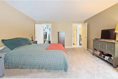 295 Lynn Shore Dr #104, Lynn, MA 01902 - Photo 16