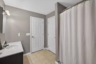 79 Pembroke Ave, Acushnet, MA 02743 - Photo 24