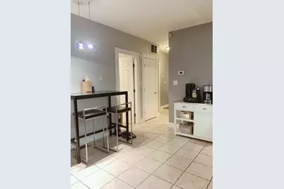 174 Bowen St #1, Boston, MA 02127 - Photo 8