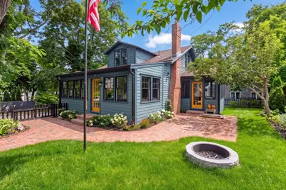 21 Brewster Street, Provincetown, MA 02657 - Photo 1