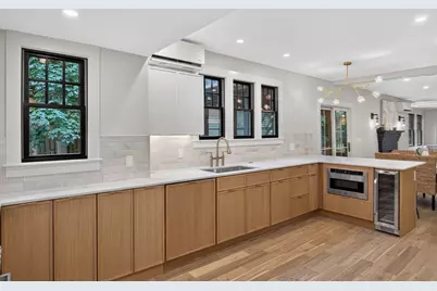 21 Brewster Street, Provincetown, MA 02657 - Photo 14