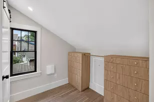 21 Brewster St, Provincetown, MA 02657 - Photo 24