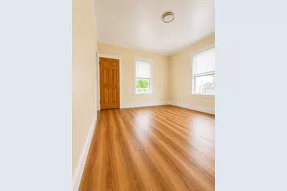 107 Jefferson St #3, Lynn, MA 01902 - Photo 4