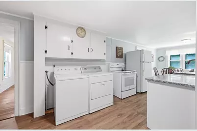 211 Main St, Wilbraham, MA 01095 - Photo 8
