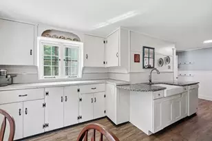 211 Main St, Wilbraham, MA 01095 - Photo 6