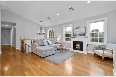 76 Seth Daniel Dr, New Bedford, MA 02745 - Photo 10
