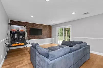 76 Seth Daniel Dr, New Bedford, MA 02745 - Photo 18