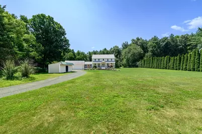 434 Batchelor St, Granby, MA 01033 - Photo 4