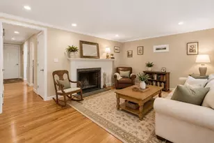 43 Jericho Rd, Weston, MA 02493 - Photo 2