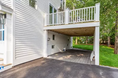 43 Seabreeze Dr, Bourne, MA 02532 - Photo 4