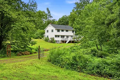 10 Lyman Barnes Rd, Brimfield, MA 01010 - Photo 2