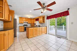 10 Lyman Barnes Rd, Brimfield, MA 01010 - Photo 8