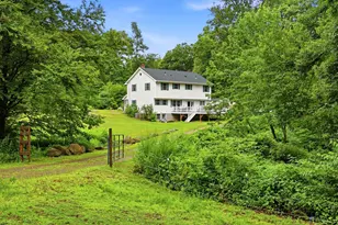 10 Lyman Barnes Rd, Brimfield, MA 01010 - Photo 2