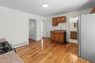 13 Woodland St, Lawrence, MA 01841 - Photo 6