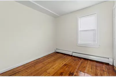 13 Woodland St, Lawrence, MA 01841 - Photo 12
