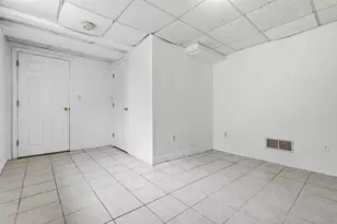 32 Brayton Rd, Boston, MA 02135 - Photo 30