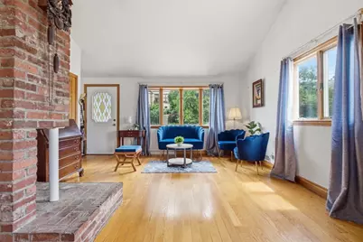 32 Brayton Rd, Boston, MA 02135 - Photo 16