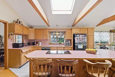 32 Brayton Rd, Boston, MA 02135 - Photo 4