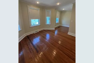110 A Chestnut St #2, Brookline, MA 02445 - Photo 2