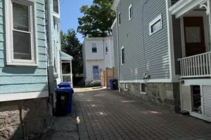 110 A Chestnut St (Rear), Brookline, MA 02445 - Photo 16