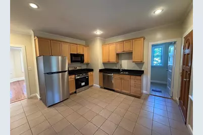 110 A Chestnut St (Rear) #2, Brookline, MA 02445 - Photo 4