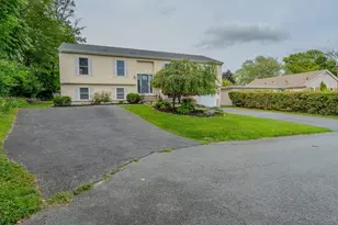 360 Perron Ave, Somerset, MA 02726 - Photo 32