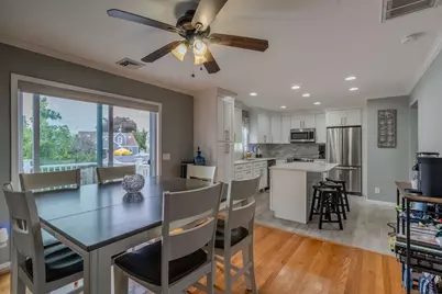 360 Perron Ave, Somerset, MA 02726 - Photo 8