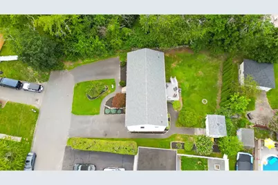 360 Perron Ave, Somerset, MA 02726 - Photo 30