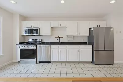 1 Davenport Street #8, Cambridge, MA 02140 - Photo 6