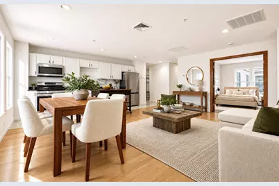 1 Davenport Street #8, Cambridge, MA 02140 - Photo 2