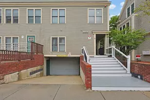 1 Davenport St, Cambridge, MA 02140 - Photo 16