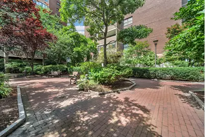 9 Hawthorne Pl #7H, Boston, MA 02114 - Photo 26