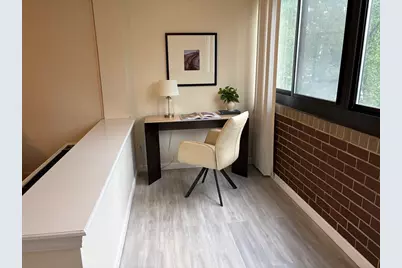 9 Hawthorne Pl #7H, Boston, MA 02114 - Photo 6