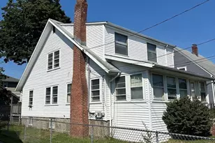 131 Farrington St, Quincy, MA 02170 - Photo 4