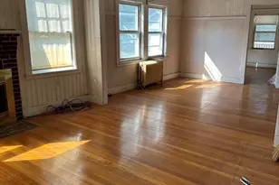 131 Farrington St, Quincy, MA 02170 - Photo 10