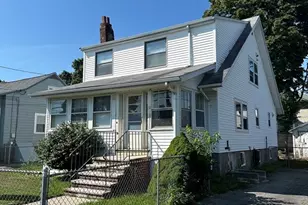 131 Farrington St, Quincy, MA 02170 - Photo 6