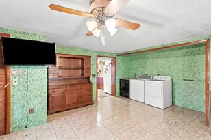 277 Lincoln Ave, Saugus, MA 01906 - Photo 6