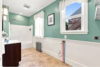223 Webster St, Malden, MA 02148 - Photo 24