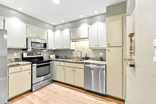 210 Nahanton St, Newton, MA 02459 - Photo 10