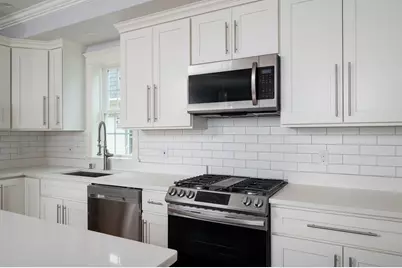 102 Neponset Ave #5, Boston, MA 02122 - Photo 2