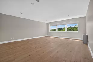1600 Beacon St, Brookline, MA 02446 - Photo 8