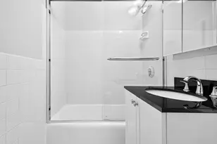 1600 Beacon St, Brookline, MA 02446 - Photo 18